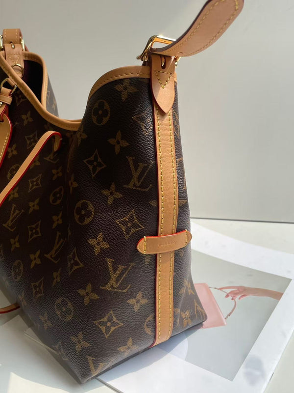Louis Vuitton CarryAll Small in Monogram Canvas with Vachetta Leather Trim