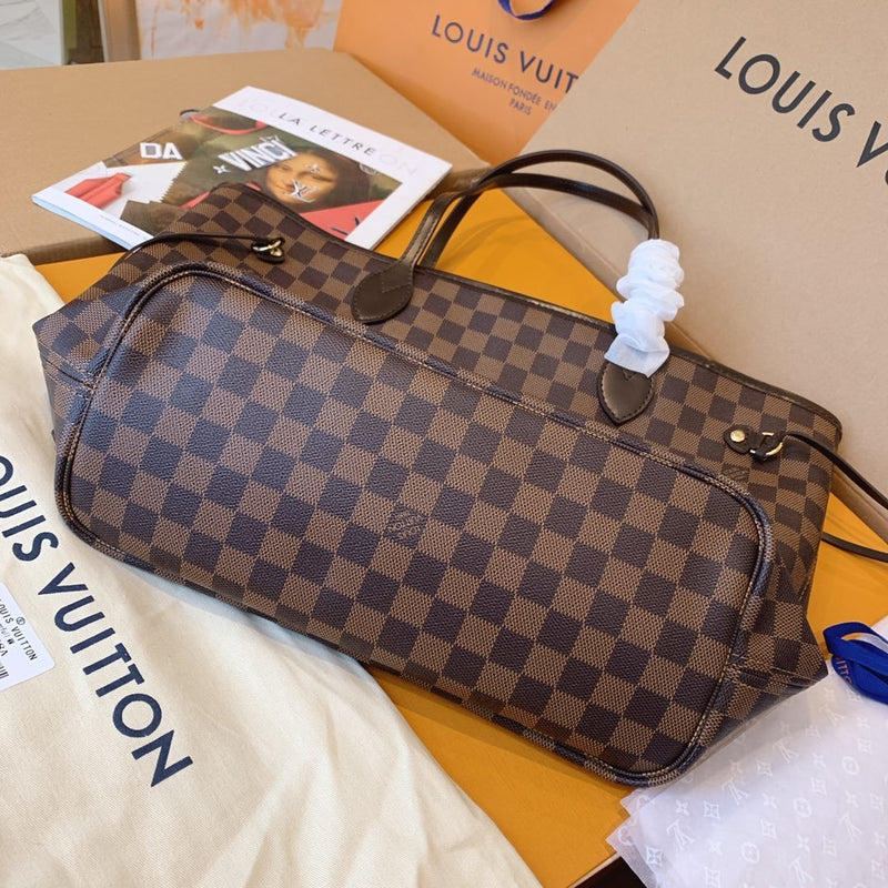 Pre-Loved LV NEVERFULL MM Damier Ebene Tote