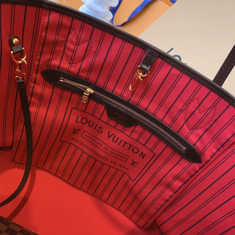Pre-Loved LV NEVERFULL MM Damier Ebene Tote
