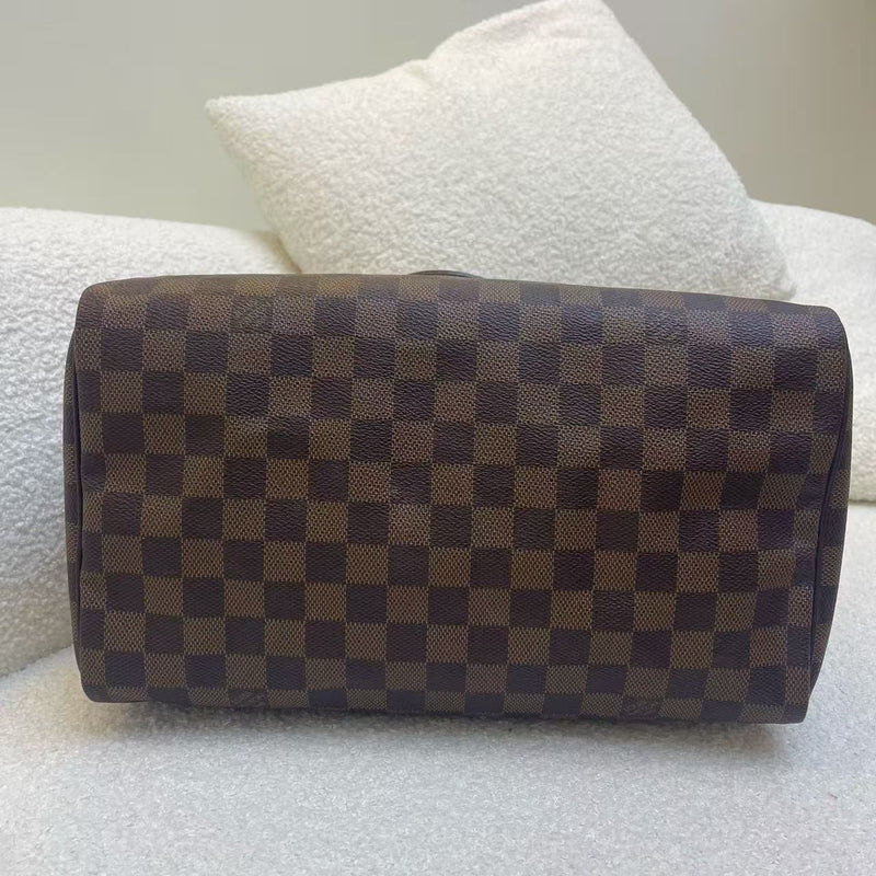 Pre Owned Louis Vuitton Speedy 30 Damier Ebene Handbag (With Lock)