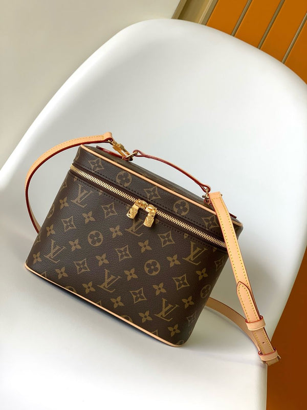 Pre Loved Louis Vuitton Nice Mini Monogram Canvas BB Vanity Bag