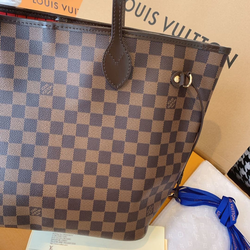 Pre-Loved LV NEVERFULL MM Damier Ebene Tote