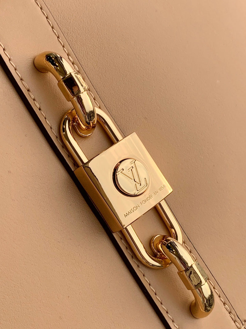 Pre-Loved LV RENDEZ-VOUS