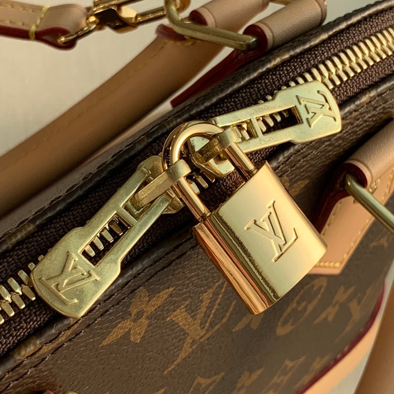 Pre-Loved LV ALMA BB Monogram canvas