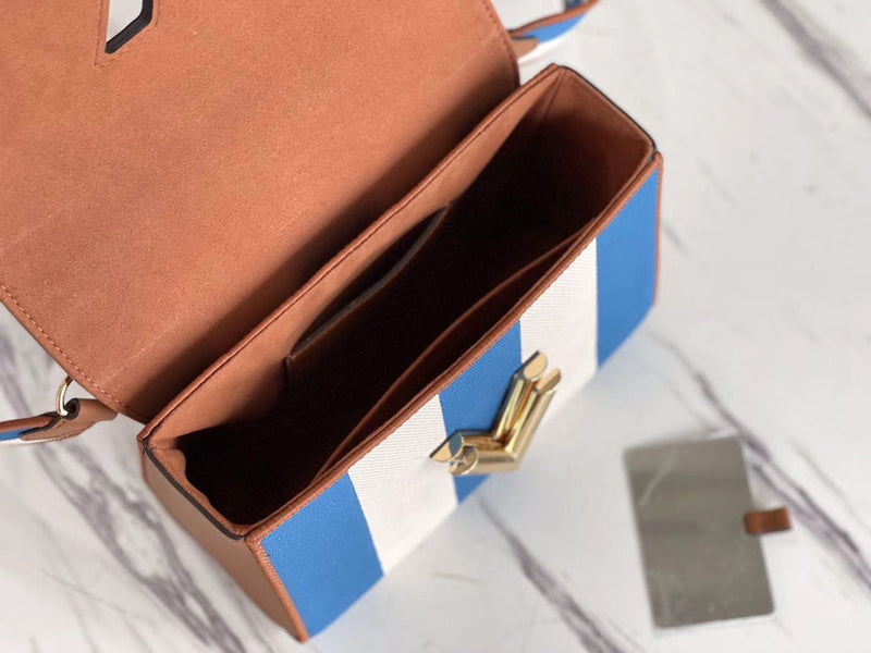 Pre-Loved LV TWIST MM