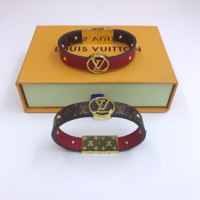 Pre-Loved LV CIRCLE REVERSIBLE BRACELET - SMY Digital