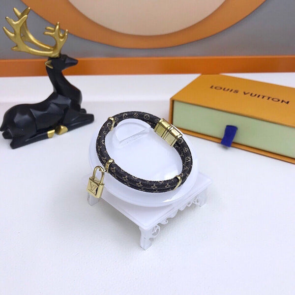 Pre-Loved LV Alma Bracelet - SMY Digital