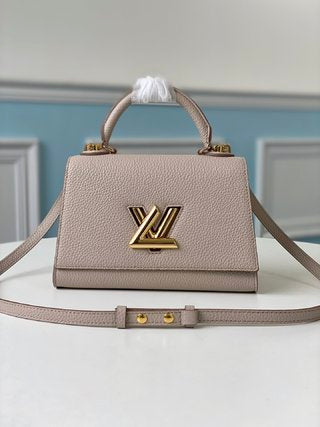 Pre-Loved LV Twist One Handle PM