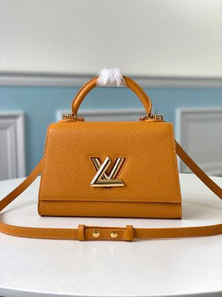 Pre-Loved LV Twist One Handle PM