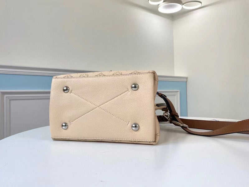 Pre-Loved LV MURIA