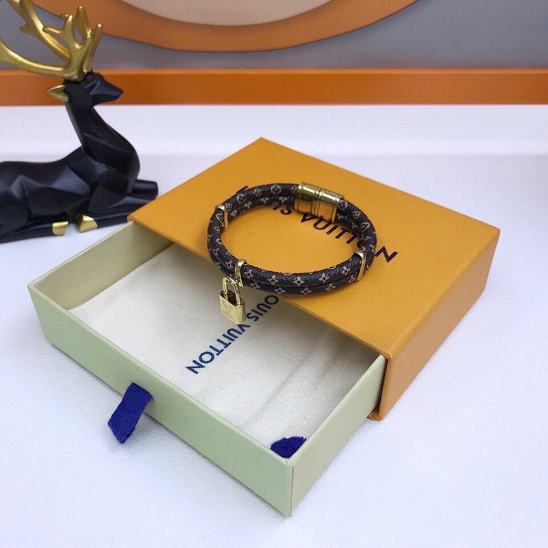 Pre-Loved LV Alma Bracelet - SMY Digital