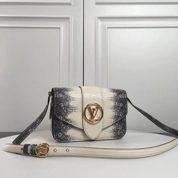 Pre-Loved LV PONT Silver Snow