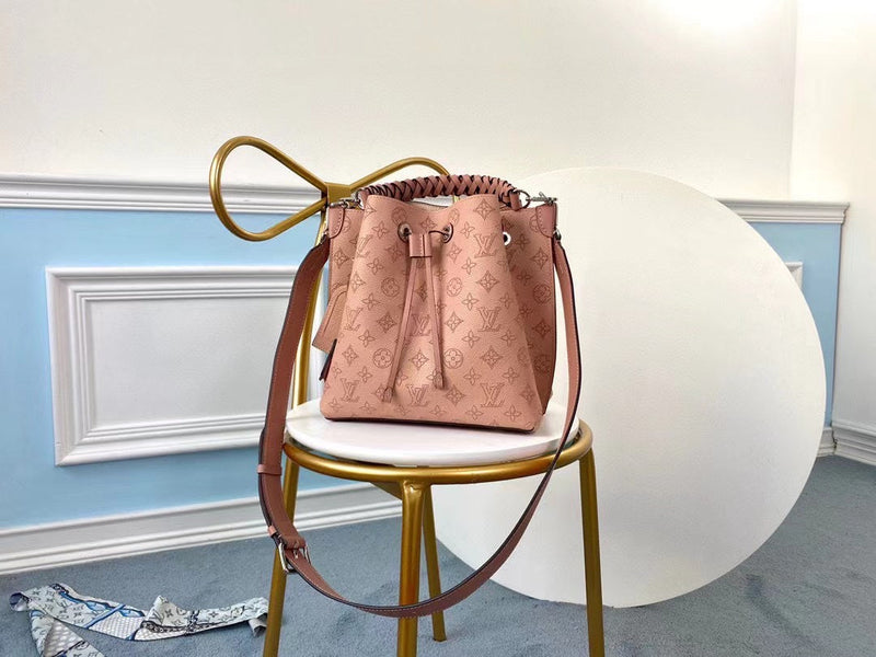 Pre-Loved LV MURIA
