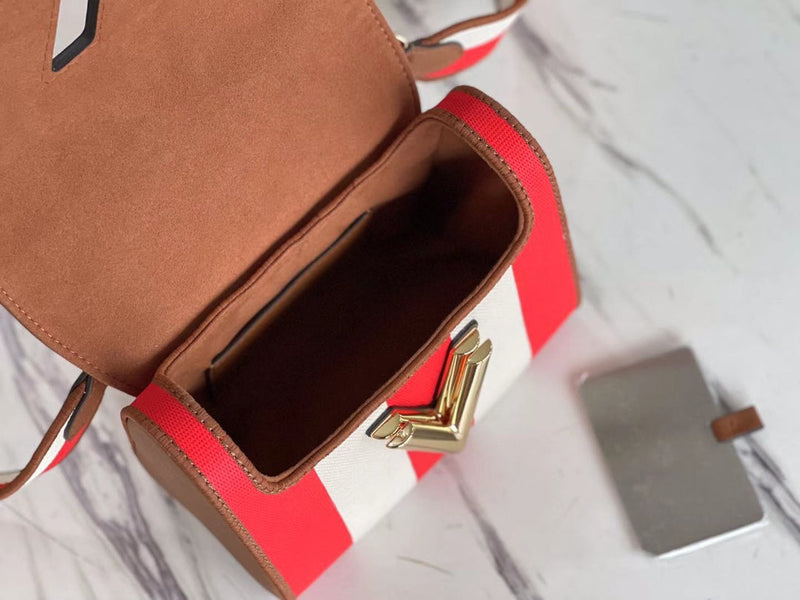 Pre-Loved LV TWIST MM RED