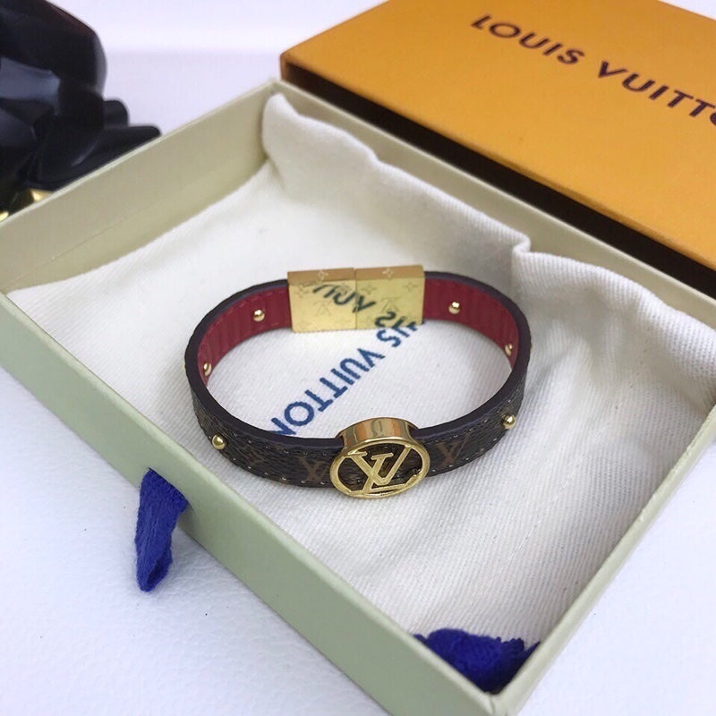 Pre-Loved LV CIRCLE REVERSIBLE BRACELET - SMY Digital