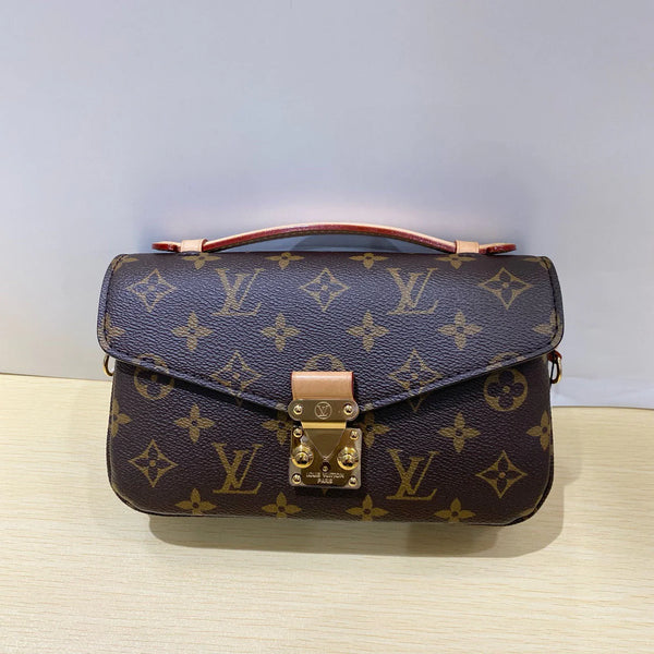 Louis Vuitton Monogram Horizontal Edition Postman Bag -  Pre Owned